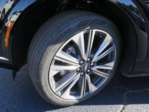 New 2026 Cadillac Optiq Luxury 2 image 26