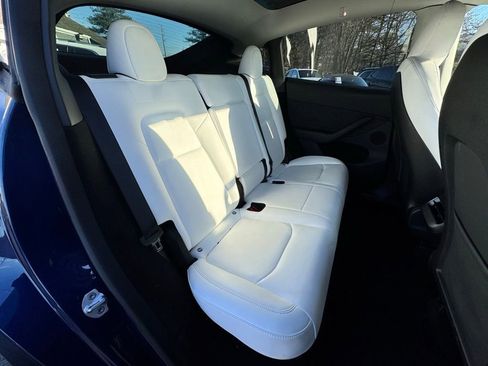 Used 2023 Tesla Model Y Long Range image 15