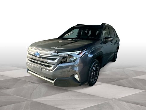 Used 2026 Subaru Forester Premium AWD/4WD image 4