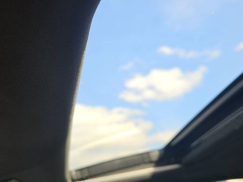 Used 2019 Honda Accord Sport image 22