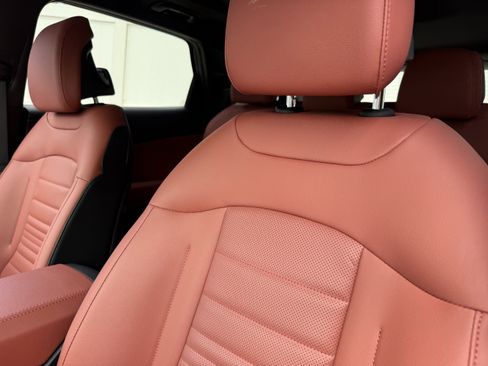 New 2025 Kia Sportage SX image 31