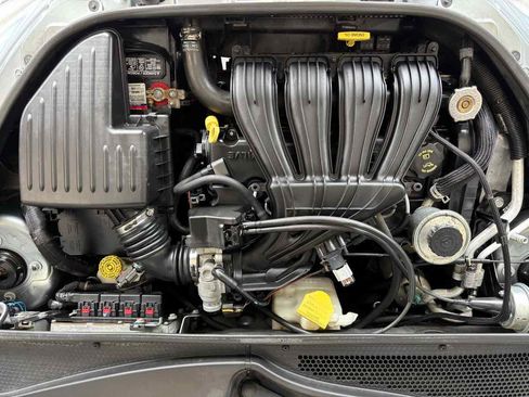 Used 2010 Chrysler PT Cruiser w/ Convenience Group image 29