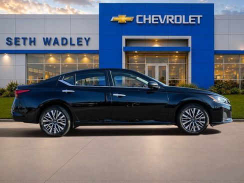 Used 2025 Nissan Altima 2.5 SV AWD/4WD image 62