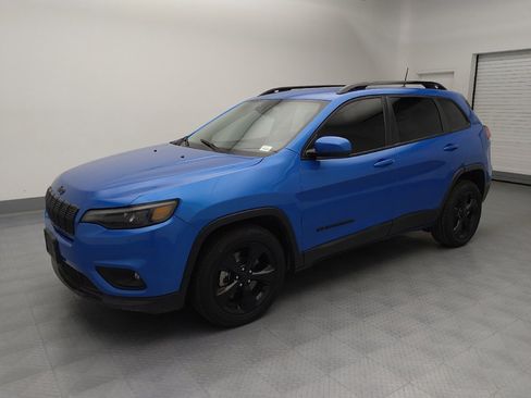 Used 2021 Jeep Cherokee Latitude Plus image 2