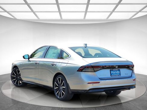 New 2026 Honda Accord Touring image 5