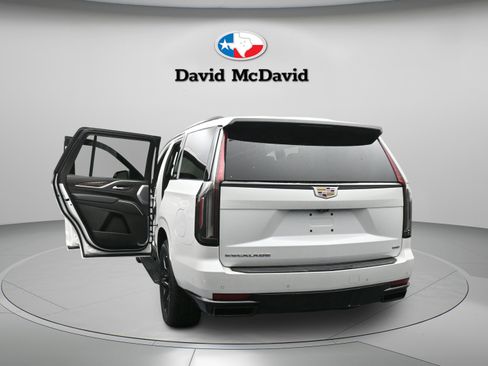 Used 2023 Cadillac Escalade Sport Platinum AWD/4WD image 54