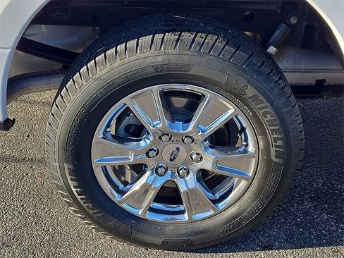 Used 2016 Ford F150 XLT w/ Equipment Group 302A Luxury image 7