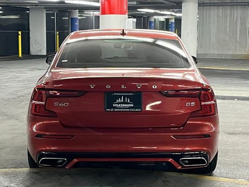 Used 2022 Volvo S60 B5 Momentum w/ Premium Package image 31