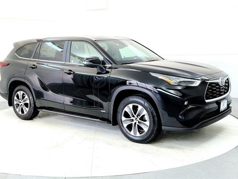 New 2026 Toyota Highlander XLE image 7