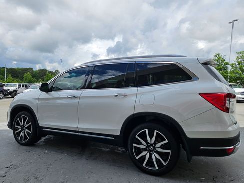 Used 2021 Honda Pilot Touring image 5
