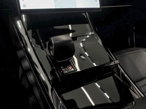 New 2026 Land Rover Range Rover Sport SV AWD/4WD image 14