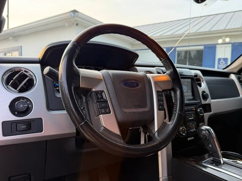 Used 2013 Ford F150 Platinum RWD image 13