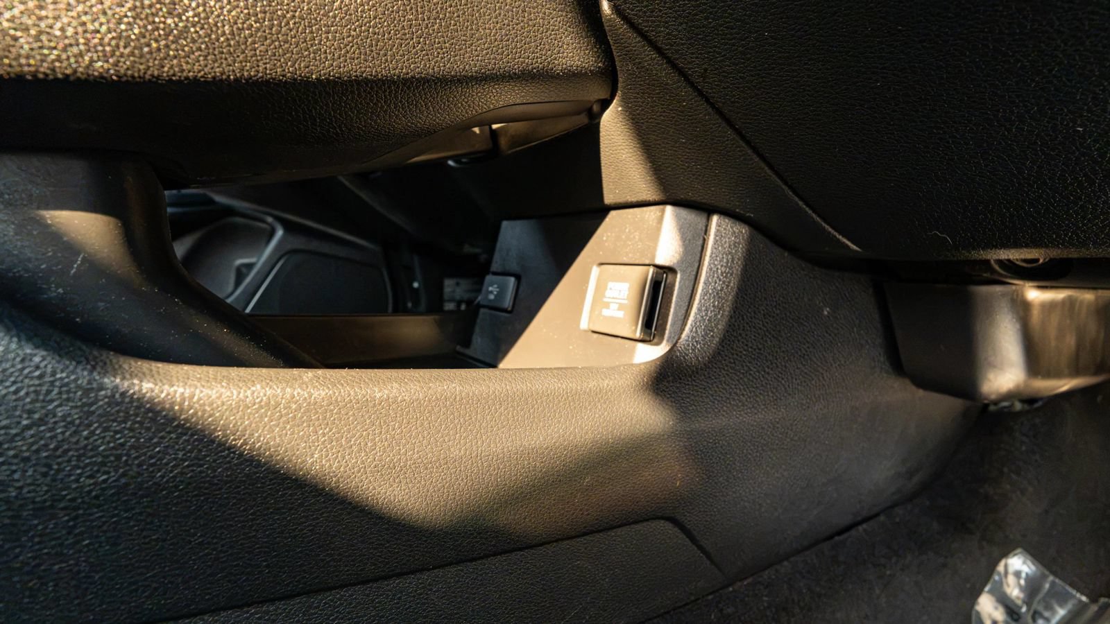 Used 2018 Honda Civic Sport image 17