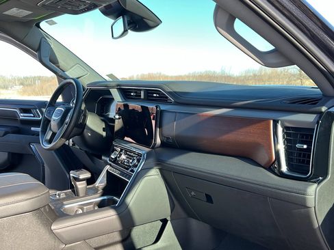 Used 2024 GMC Sierra 1500 Denali image 29