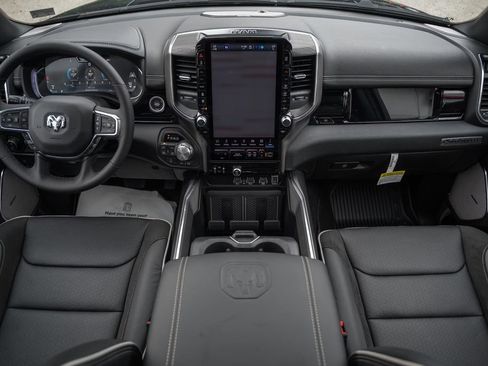 New 2026 RAM 1500 Laramie AWD/4WD image 24