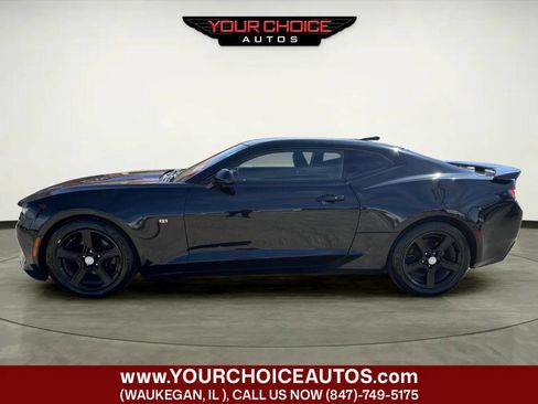Used 2017 Chevrolet Camaro LT image 2