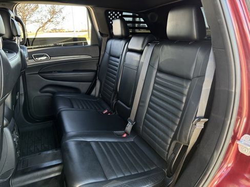 Used 2019 Jeep Grand Cherokee Limited X image 27