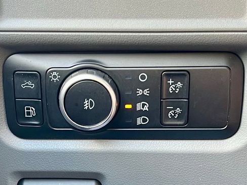 Used 2024 Ford F150 XLT w/ Mobile Office Package image 28