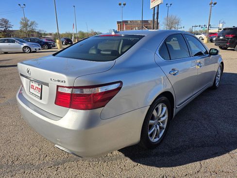Used 2008 Lexus LS 460 RWD image 5