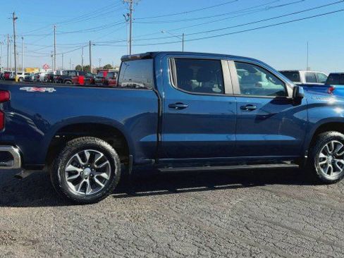 Certified 2023 Chevrolet Silverado 1500 LT image 9