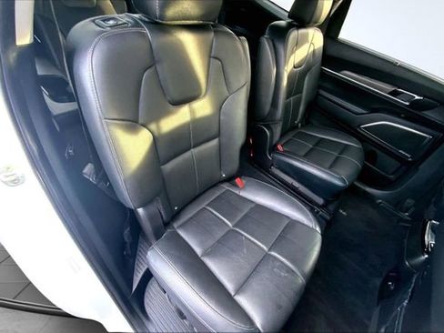 Used 2022 Kia Telluride SX w/ Nightfall Edition Package image 32