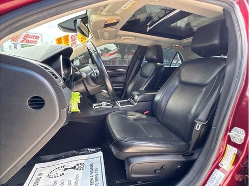 Used 2017 Chrysler 300 C w/ Safetytec Plus Group RWD image 15