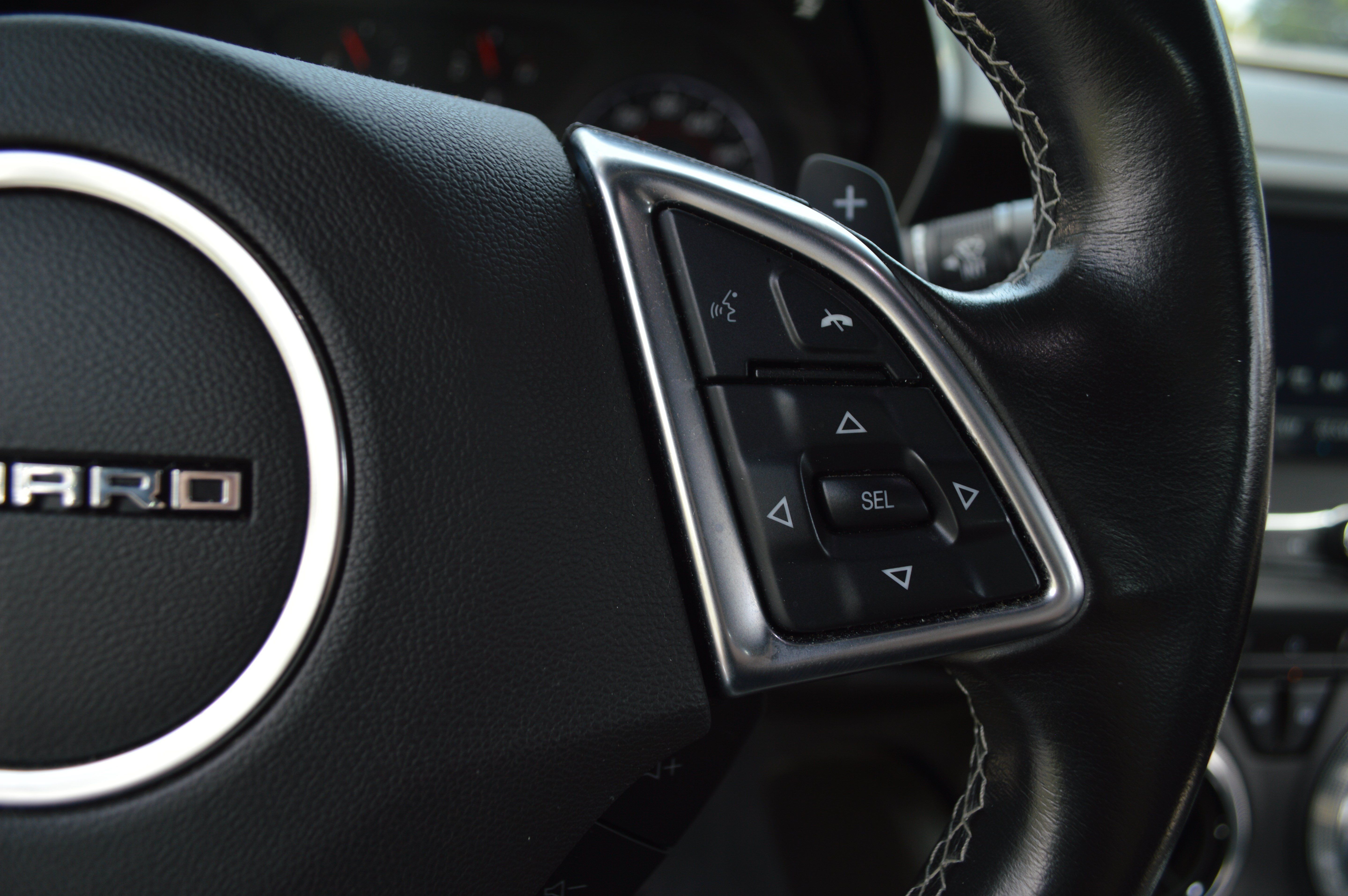 Used 2018 Chevrolet Camaro LT RWD image 15