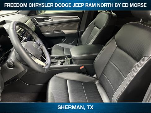 Used 2022 Volkswagen Atlas Cross Sport SE image 8