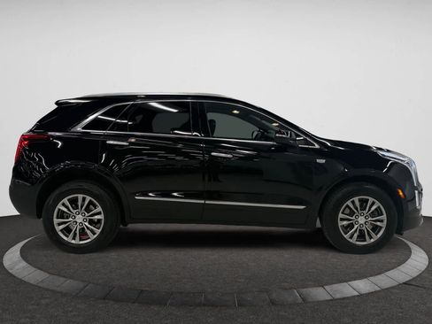 Certified 2022 Cadillac XT5 Premium Luxury w/ LPO, Floor Liner Package image 2