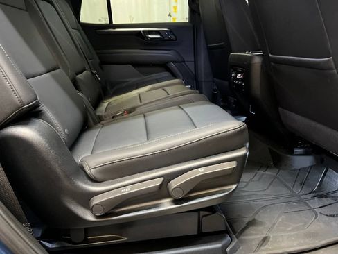 Used 2025 Chevrolet Tahoe LT w/ Comfort Package AWD/4WD image 26