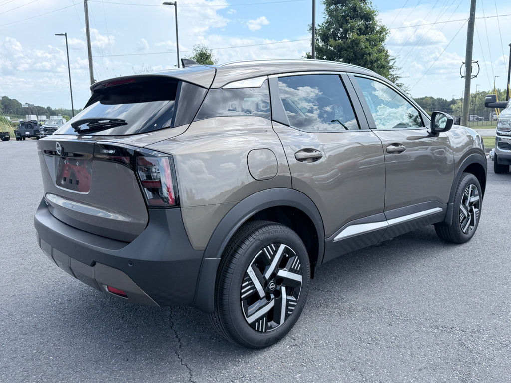 Used 2026 Nissan Kicks SV FWD image 6