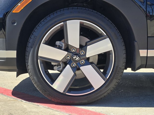 Certified 2026 Hyundai Santa Fe Limited FWD image 11