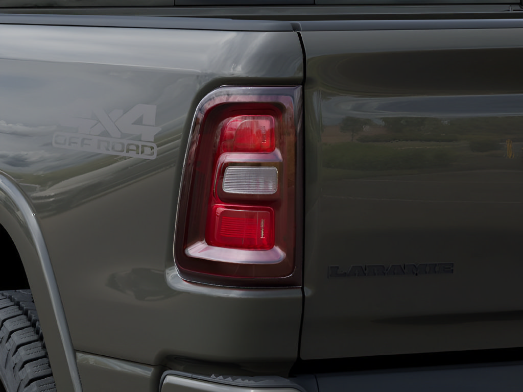 New 2027 RAM 1500 Laramie AWD/4WD image 10