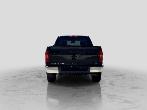 Used 2013 Chevrolet Silverado 1500 LTZ w/ LTZ Plus Package AWD/4WD image 5