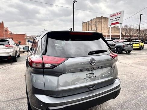 New 2026 Nissan Rogue SV image 10