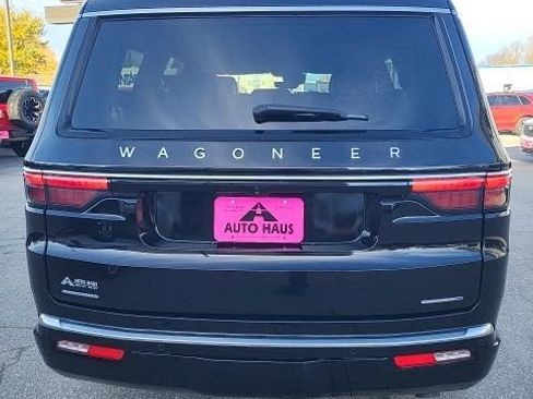 Used 2023 Jeep Wagoneer Series II image 27