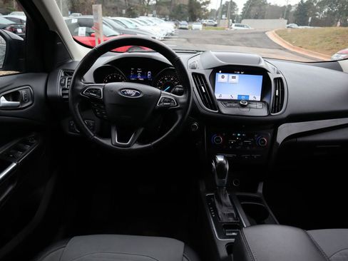 Used 2019 Ford Escape SE image 20