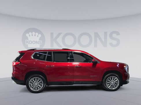 Used 2025 GMC Acadia Denali w/ LPO, Floor Liner Package FWD image 12