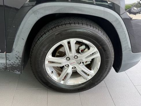 Used 2018 GMC Terrain SLE w/ Driver Convenience Package FWD image 18