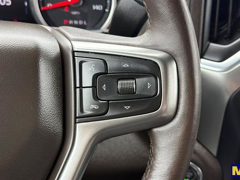 Certified 2021 Chevrolet Silverado 1500 LTZ w/ Technology Package AWD/4WD image 31