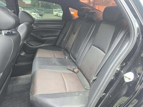 Used 2019 Honda Accord Sport image 11