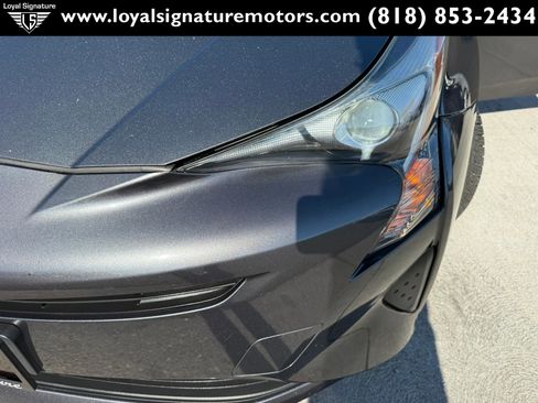 Used 2016 Toyota Prius Three w/ Advanced Technology Package FWD image 34