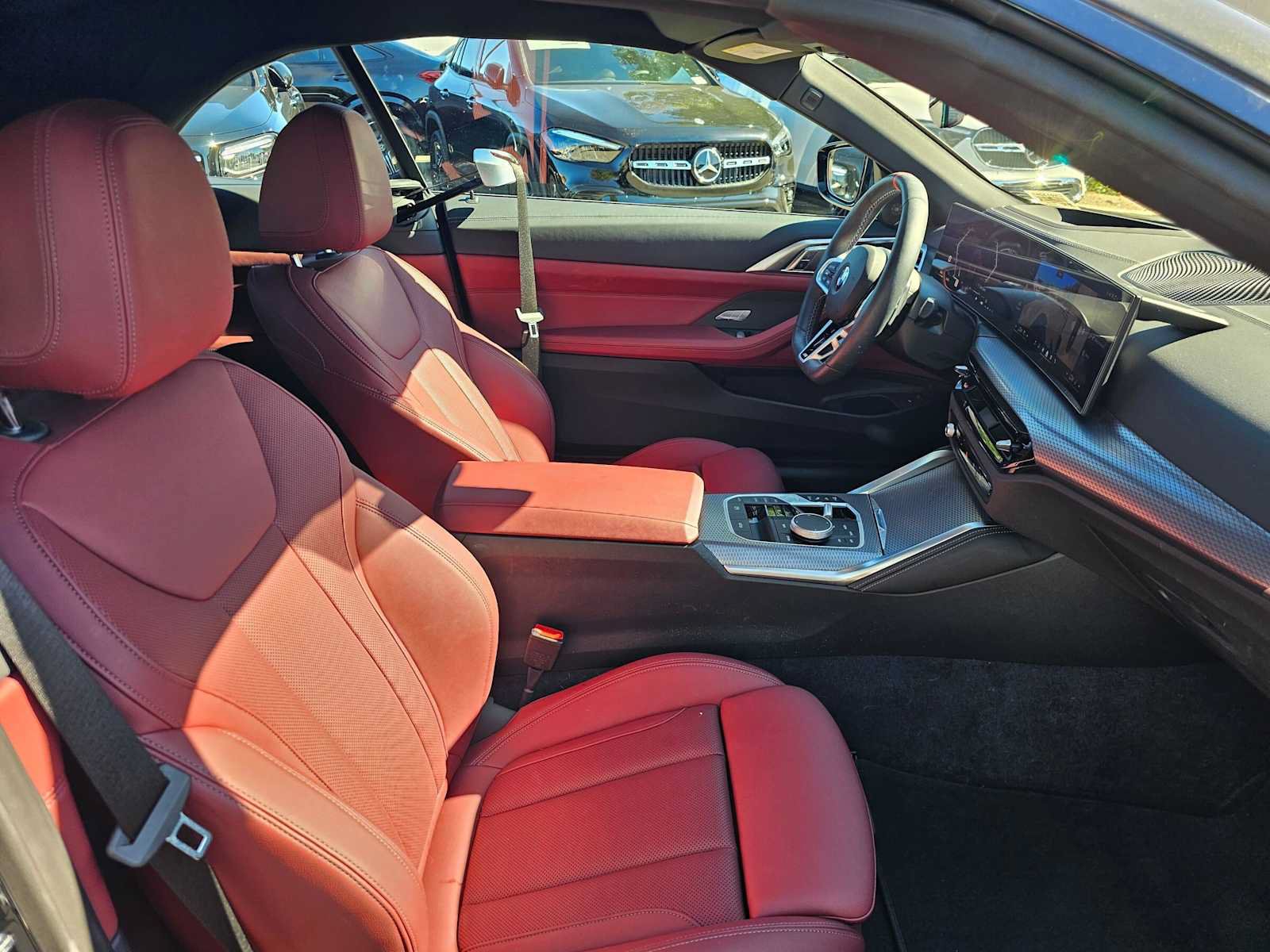 Used 2026 BMW M440i Convertible w/ Premium Package RWD image 10