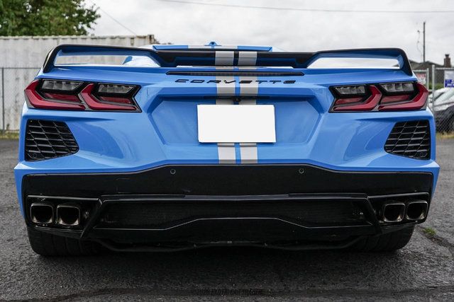 Used 2021 Chevrolet Corvette Stingray Premium Conv w/ Z51 Performance Package RWD image 17