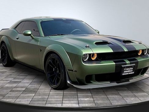 Used 2022 Dodge Challenger SRT Hellcat RWD image 4