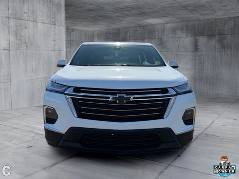 Certified 2023 Chevrolet Traverse LT FWD image 9