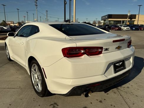 Used 2022 Chevrolet Camaro LT image 21