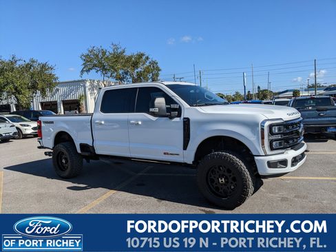 Used 2024 Ford F250 XLT w/ Black Appearance Package image 1
