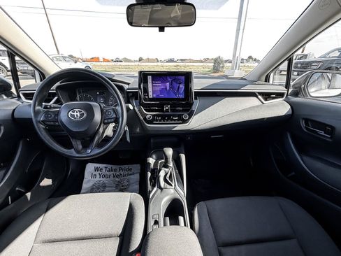 Used 2024 Toyota Corolla LE FWD image 17
