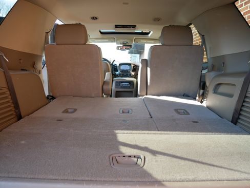 Used 2020 Chevrolet Tahoe Premier image 11